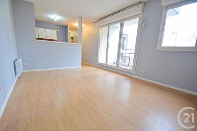 Appartement F3 à vendre - 3 pièces - 62 m2 - La Plaine St Denis - 93 - ILE-DE-FRANCE