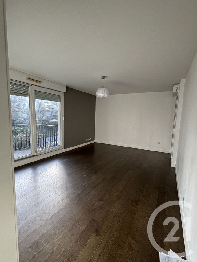 Appartement F4 &agrave; louer - 4 pi&egrave;ces - 79,72 m2 - St Denis - 93 - ILE-DE-FRANCE