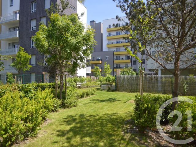 Appartement F3 à louer LA PLAINE ST DENIS