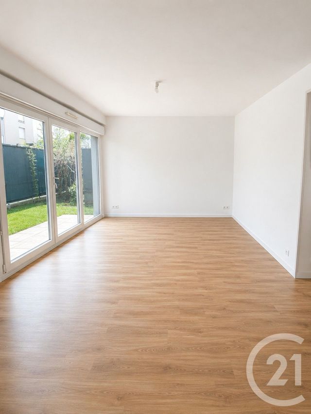 Appartement F3 &agrave; vendre - 3 pi&egrave;ces - 65,45 m2 - La Plaine St Denis - 93 - ILE-DE-FRANCE