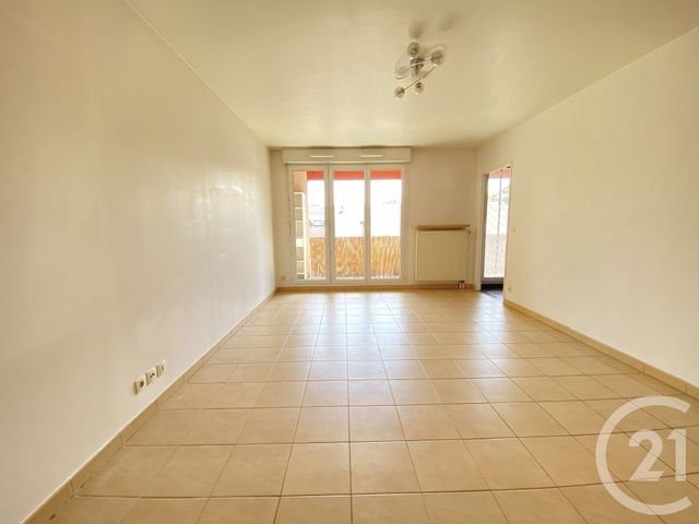 Appartement F4 &agrave; vendre - 4 pi&egrave;ces - 80,02 m2 - La Plaine St Denis - 93 - ILE-DE-FRANCE