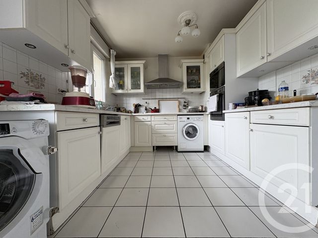 Appartement F4 à vendre - 4 pièces - 95,91 m2 - La Plaine St Denis - 93 - ILE-DE-FRANCE