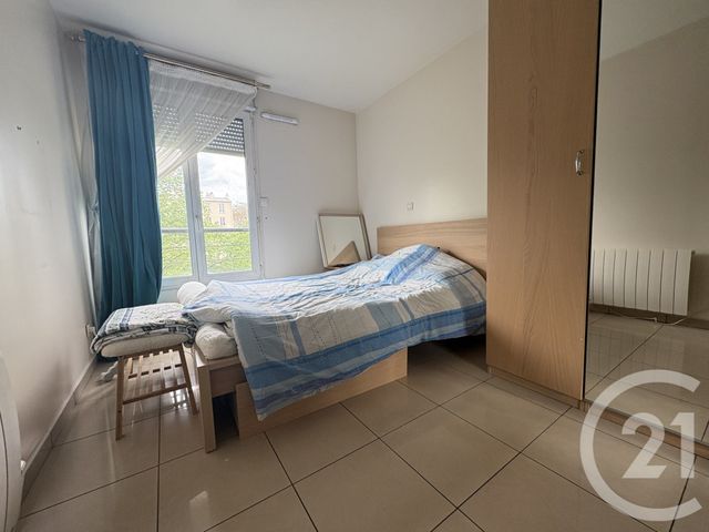 Appartement F4 à vendre - 4 pièces - 95,91 m2 - La Plaine St Denis - 93 - ILE-DE-FRANCE