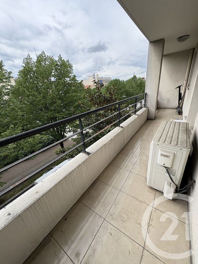 Appartement F4 à vendre - 4 pièces - 95,91 m2 - La Plaine St Denis - 93 - ILE-DE-FRANCE