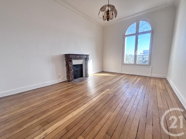 Appartement F2 à vendre - 2 pièces - 43,08 m2 - La Plaine St Denis - 93 - ILE-DE-FRANCE