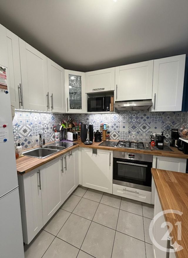 Appartement F3 &agrave; vendre - 3 pi&egrave;ces - 62 m2 - La Plaine St Denis - 93 - ILE-DE-FRANCE