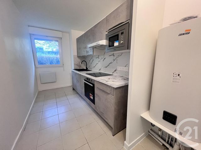 Afficher la photo en grand Appartement F3 à vendre - 3 pièces - 61,04 m2 - La Plaine St Denis - 93 - ILE-DE-FRANCE