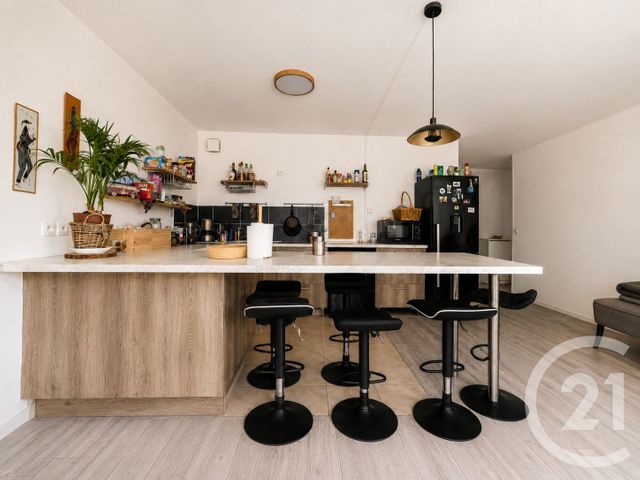 Appartement &agrave; vendre - 4 pi&egrave;ces - 79,68 m2 - La Plaine St Denis - 93 - ILE-DE-FRANCE