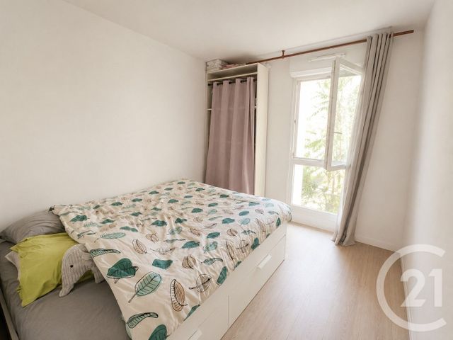 Appartement &agrave; vendre - 4 pi&egrave;ces - 79,68 m2 - La Plaine St Denis - 93 - ILE-DE-FRANCE