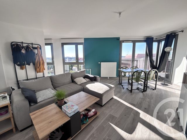 Appartement F4 à vendre - 4 pièces - 79,06 m2 - La Plaine St Denis - 93 - ILE-DE-FRANCE