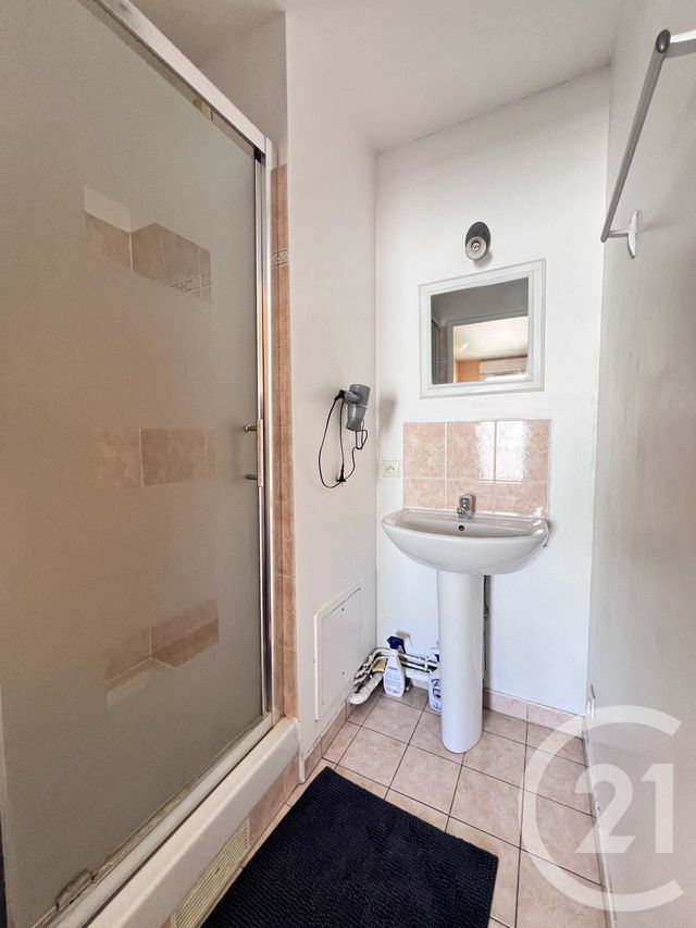 Appartement F4 à vendre - 4 pièces - 86 m2 - La Plaine St Denis - 93 - ILE-DE-FRANCE