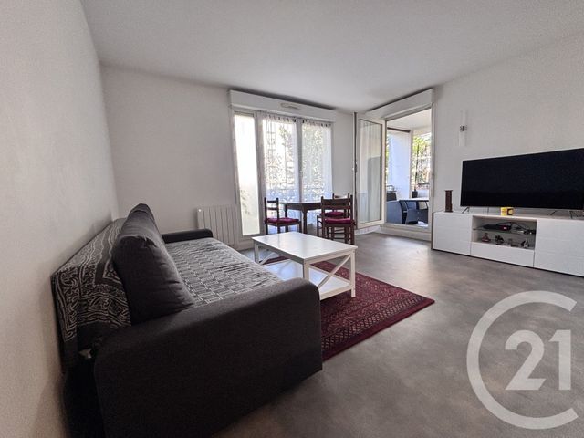 Appartement F3 à vendre - 3 pièces - 54 m2 - St Denis - 93 - ILE-DE-FRANCE