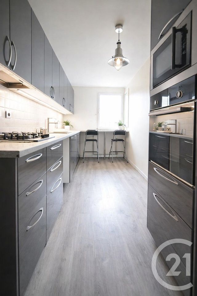 Appartement F3 &agrave; vendre - 3 pi&egrave;ces - 65 m2 - St Denis - 93 - ILE-DE-FRANCE