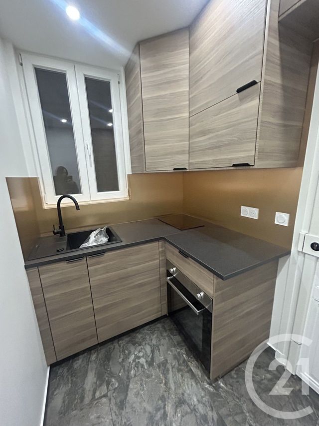 Appartement F2 à louer - 2 pièces - 30,08 m2 - La Plaine St Denis - 93 - ILE-DE-FRANCE