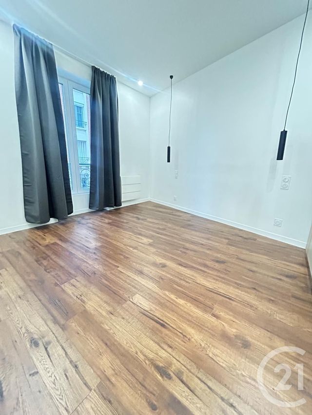 Appartement F2 à louer - 2 pièces - 30,08 m2 - La Plaine St Denis - 93 - ILE-DE-FRANCE