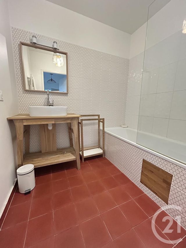 Appartement F5 à louer - 5 pièces - 101,60 m2 - Nanterre - 92 - ILE-DE-FRANCE