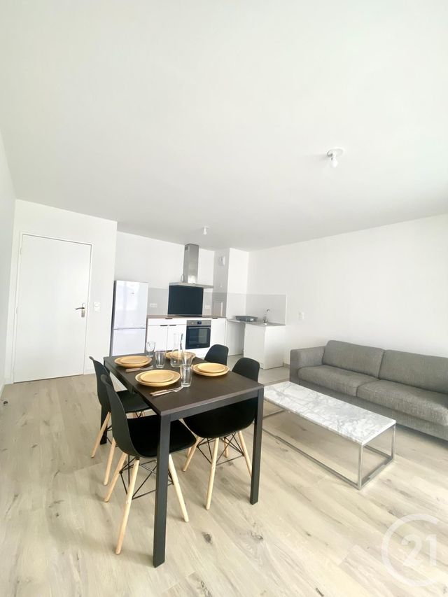 Appartement F3 à louer - 3 pièces - 59,42 m2 - La Plaine St Denis - 93 - ILE-DE-FRANCE