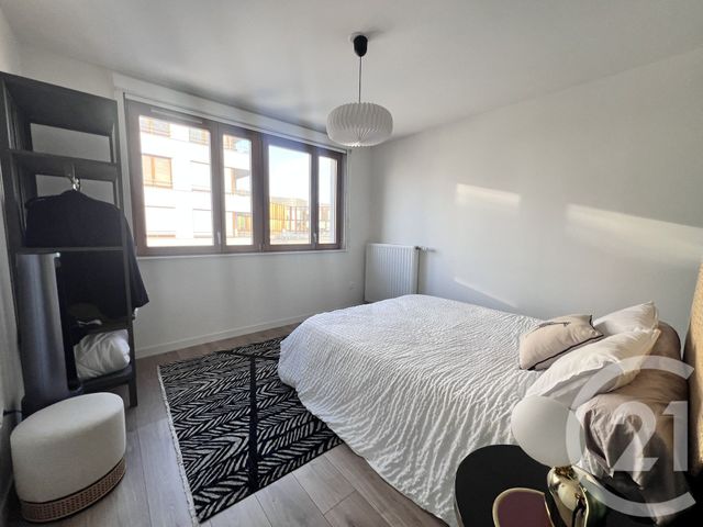 Appartement &agrave; vendre - 3 pi&egrave;ces - 62,71 m2 - La Plaine St Denis - 93 - ILE-DE-FRANCE