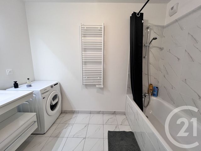 Appartement &agrave; vendre - 3 pi&egrave;ces - 62,71 m2 - La Plaine St Denis - 93 - ILE-DE-FRANCE