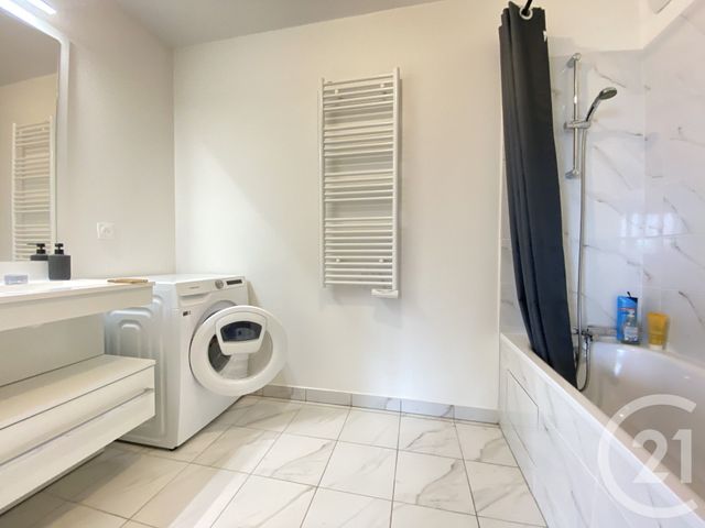 Appartement &agrave; vendre - 3 pi&egrave;ces - 62,71 m2 - La Plaine St Denis - 93 - ILE-DE-FRANCE