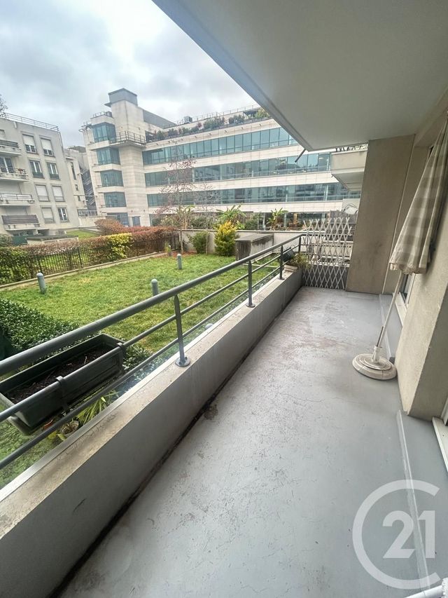 Appartement F2 à louer - 2 pièces - 45,96 m2 - La Plaine St Denis - 93 - ILE-DE-FRANCE