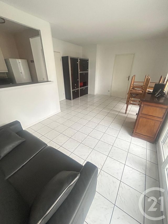 Appartement F2 à louer - 2 pièces - 45,96 m2 - La Plaine St Denis - 93 - ILE-DE-FRANCE