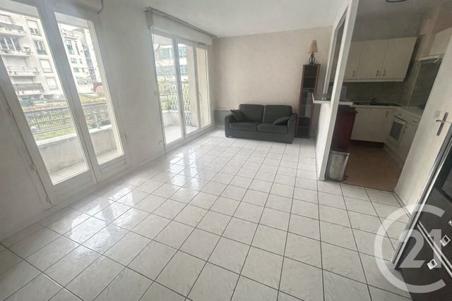 Appartement F2 &agrave; louer - 2 pi&egrave;ces - 45,96 m2 - La Plaine St Denis - 93 - ILE-DE-FRANCE