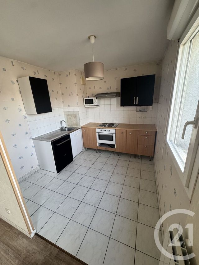 Appartement F2 &agrave; louer - 2 pi&egrave;ces - 43,02 m2 - La Plaine St Denis - 93 - ILE-DE-FRANCE