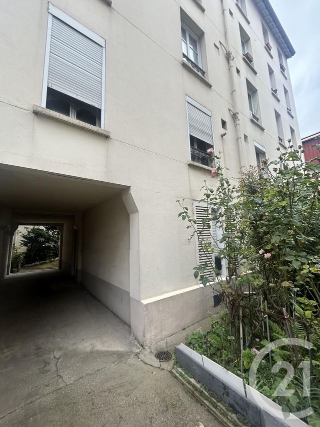 Appartement F2 &agrave; louer - 2 pi&egrave;ces - 33,37 m2 - La Plaine St Denis - 93 - ILE-DE-FRANCE