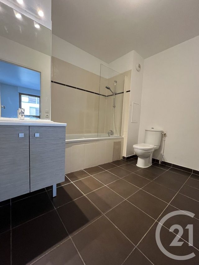 Appartement F2 &agrave; vendre - 2 pi&egrave;ces - 50,78 m2 - La Plaine St Denis - 93 - ILE-DE-FRANCE