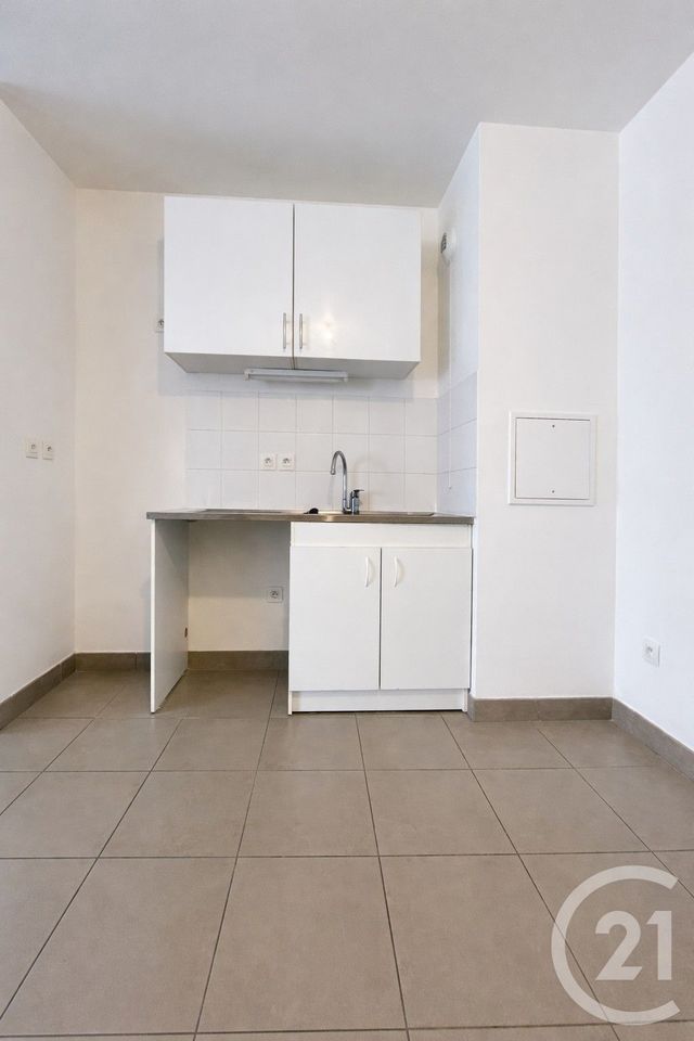 Appartement F2 &agrave; vendre - 2 pi&egrave;ces - 50,78 m2 - La Plaine St Denis - 93 - ILE-DE-FRANCE