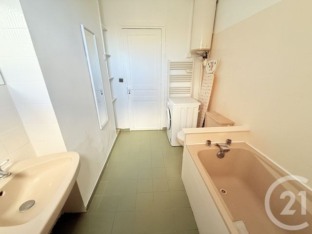 Appartement F2 &agrave; louer - 2 pi&egrave;ces - 33,08 m2 - La Plaine St Denis - 93 - ILE-DE-FRANCE