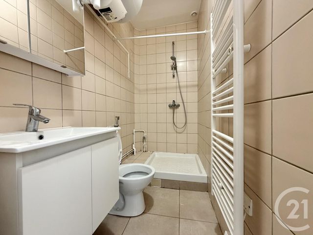 Appartement F2 &agrave; louer - 2 pi&egrave;ces - 42,71 m2 - La Plaine St Denis - 93 - ILE-DE-FRANCE