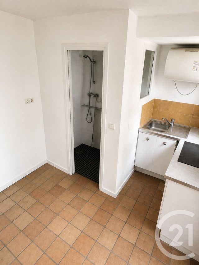 Appartement &agrave; vendre - 2 pi&egrave;ces - 22,41 m2 - La Plaine St Denis - 93 - ILE-DE-FRANCE
