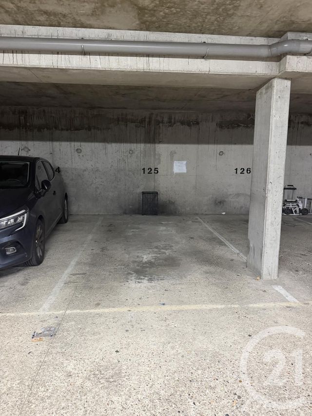 Parking &agrave; vendre - 10 m2 - La Plaine St Denis - 93 - ILE-DE-FRANCE