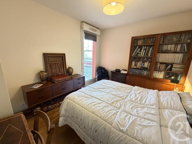 Appartement F4 &agrave; vendre - 4 pi&egrave;ces - 77 m2 - La Plaine St Denis - 93 - ILE-DE-FRANCE