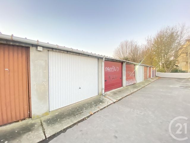 parking - SARCELLES - 95