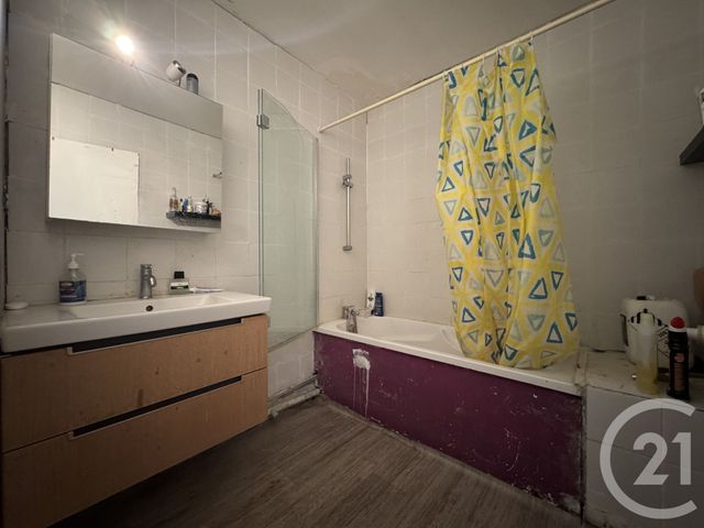 Afficher la photo en grand Appartement F3 à vendre - 3 pièces - 73 m2 - Sarcelles - 95 - ILE-DE-FRANCE