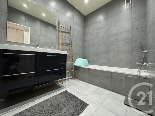 Afficher la photo en grand Appartement F5 à vendre - 5 pièces - 121,51 m2 - Sarcelles - 95 - ILE-DE-FRANCE