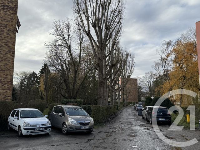 Appartement F4 à vendre - 4 pièces - 65 m2 - Sarcelles - 95 - ILE-DE-FRANCE
