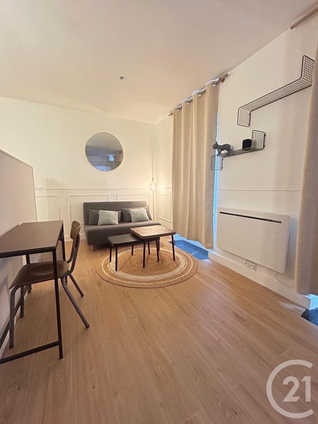 Appartement F1 &agrave; louer - 1 pi&egrave;ce - 21,94 m2 - La Plaine St Denis - 93 - ILE-DE-FRANCE