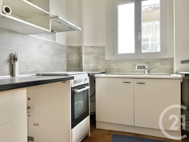 Appartement &agrave; louer - 2 pi&egrave;ces - 43,87 m2 - La Plaine St Denis - 93 - ILE-DE-FRANCE
