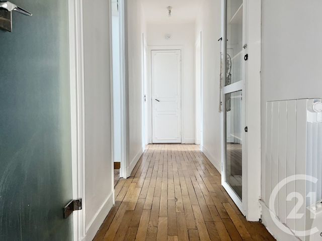 Appartement &agrave; louer - 2 pi&egrave;ces - 43,87 m2 - La Plaine St Denis - 93 - ILE-DE-FRANCE