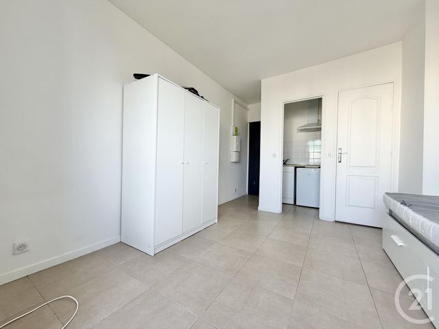 Appartement Studio &agrave; louer - 1 pi&egrave;ce - 18 m2 - St Denis - 93 - ILE-DE-FRANCE