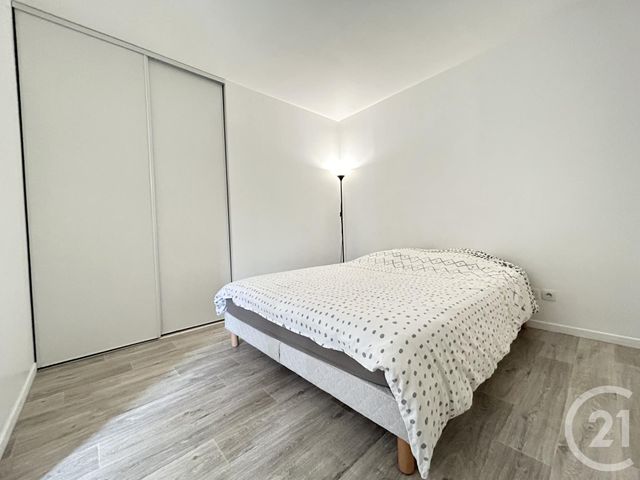 Appartement F2 &agrave; louer - 2 pi&egrave;ces - 43,25 m2 - La Plaine St Denis - 93 - ILE-DE-FRANCE