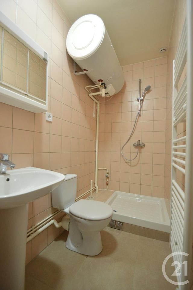 Appartement F2 &agrave; louer - 2 pi&egrave;ces - 42,71 m2 - La Plaine St Denis - 93 - ILE-DE-FRANCE