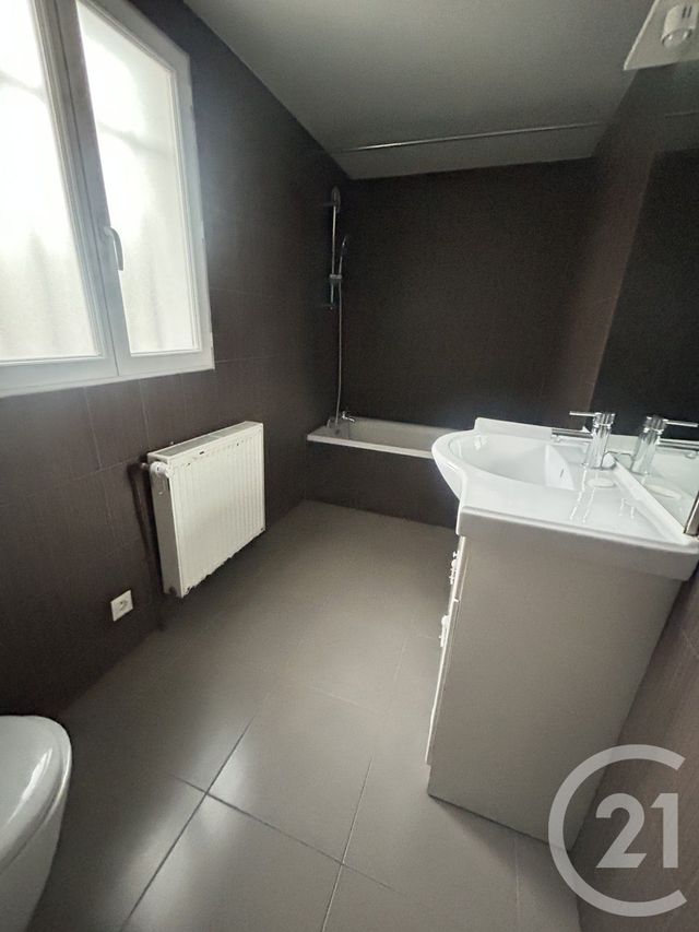 Maison &agrave; louer - 4 pi&egrave;ces - 73 m2 - Garges Les Gonesse - 95 - ILE-DE-FRANCE
