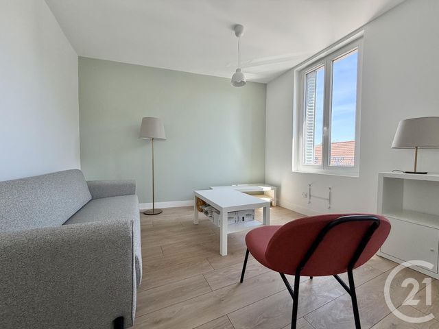 Appartement &agrave; louer - 2 pi&egrave;ces - 34 m2 - Aubervilliers - 93 - ILE-DE-FRANCE