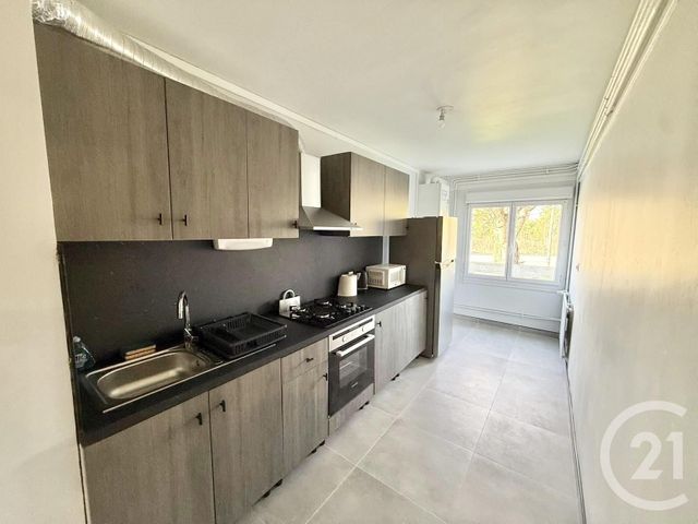 Appartement F4 &agrave; louer - 4 pi&egrave;ces - 77 m2 - Senlis - 60 - PICARDIE