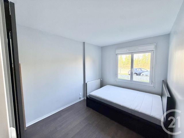 Appartement F4 &agrave; louer - 4 pi&egrave;ces - 77 m2 - Senlis - 60 - PICARDIE